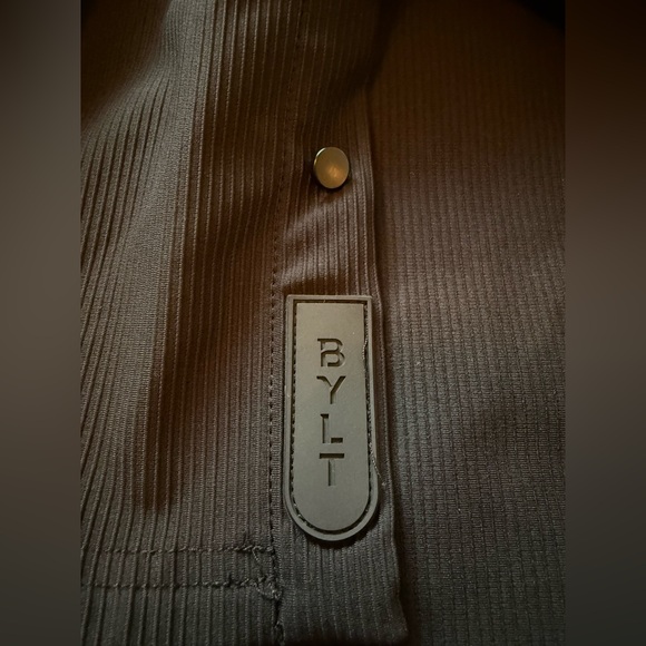 BYLT Shirt Mens Medium Black Short Sleeve Button Up Ribbed Casual Performance - Picture 4 of 4